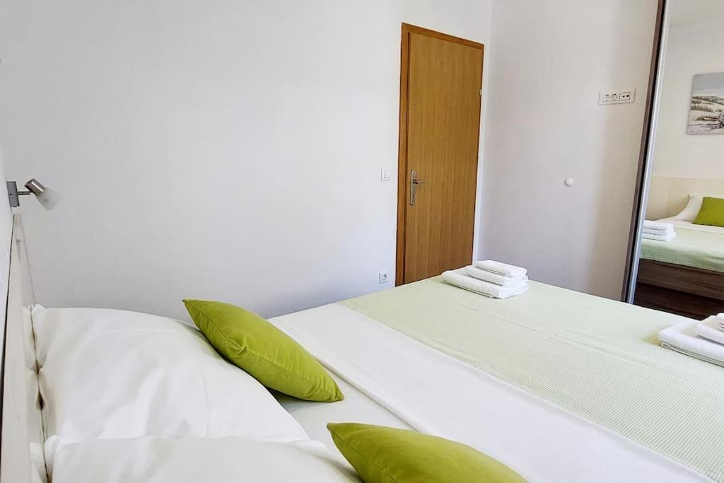 Apartman Infinity, Free Parking Дубровник Экстерьер фото